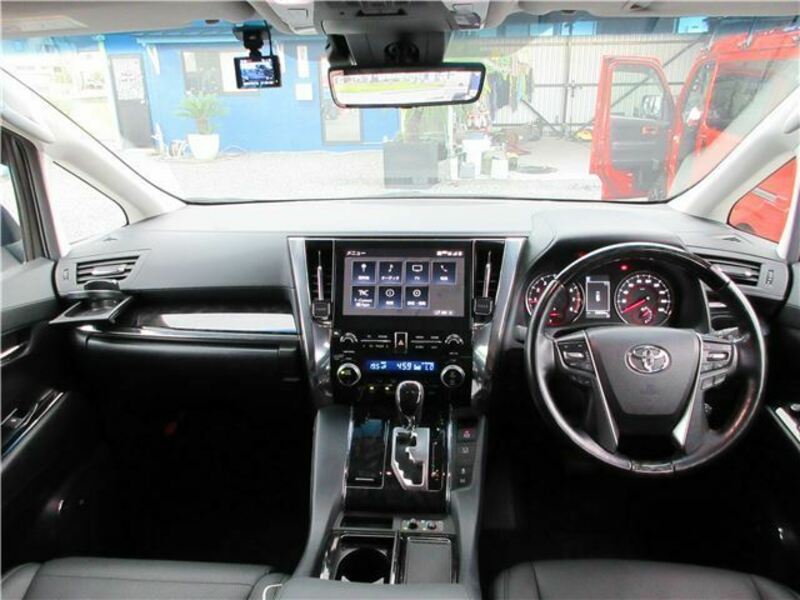 ALPHARD-12