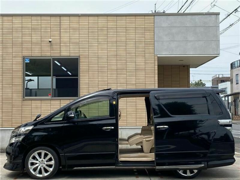 VELLFIRE-6