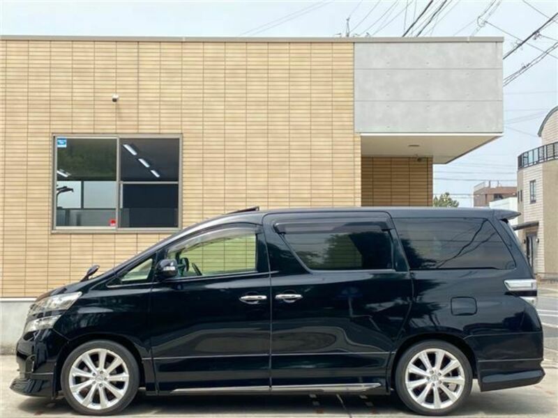 VELLFIRE-7