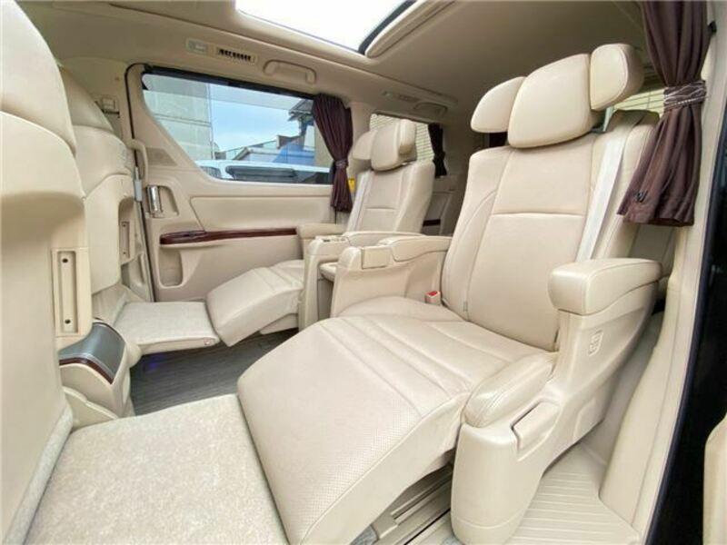 VELLFIRE-21