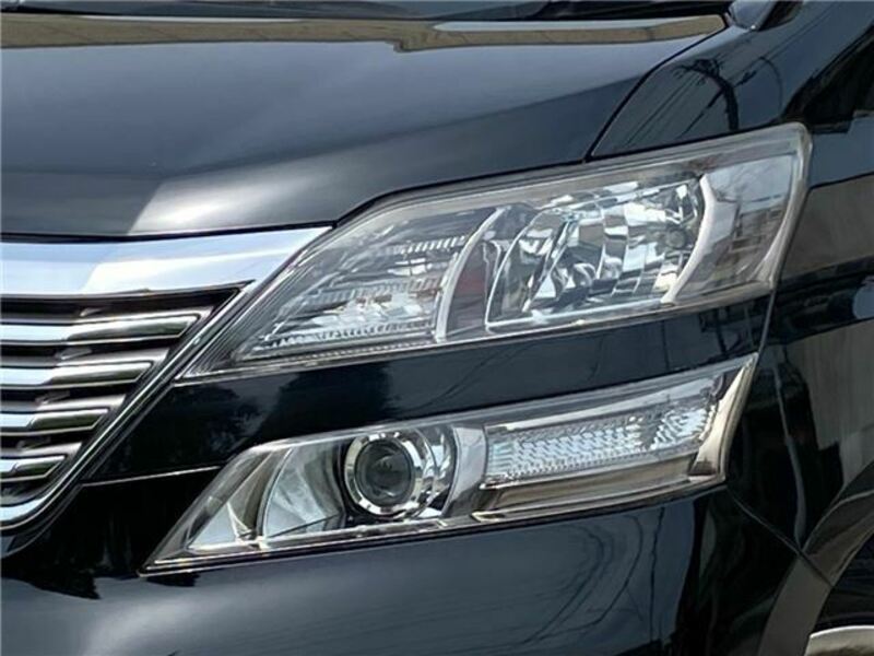 VELLFIRE-26