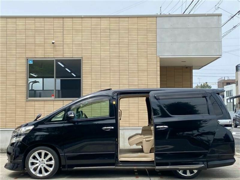 VELLFIRE-31