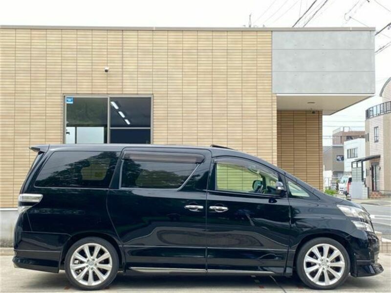 VELLFIRE-35