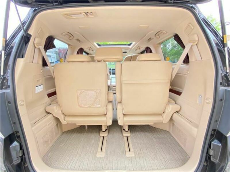 VELLFIRE-43