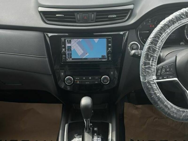X-TRAIL-13