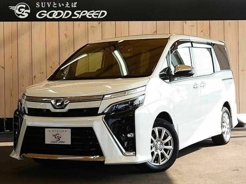TOYOTA　VOXY