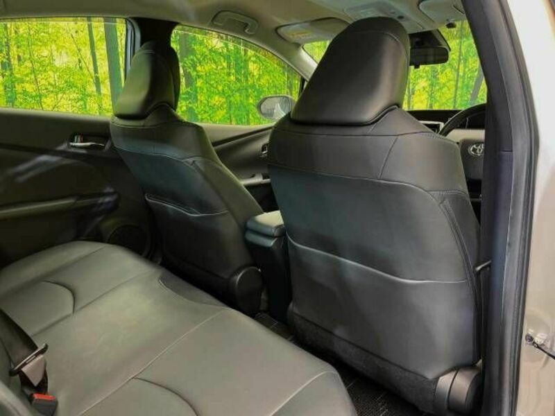 PRIUS-8