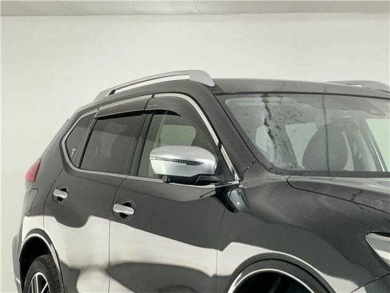 X-TRAIL-4