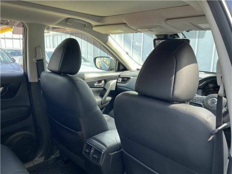X-TRAIL-22