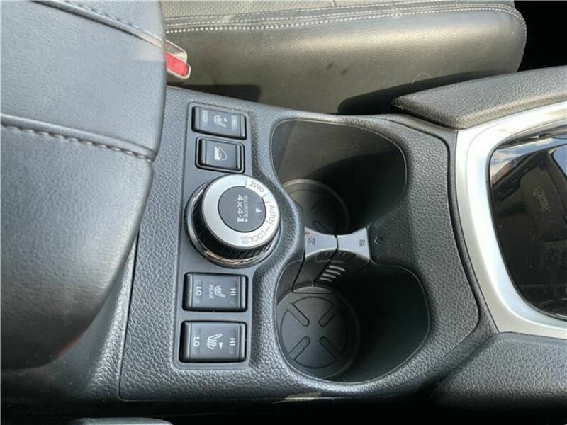 X-TRAIL-42