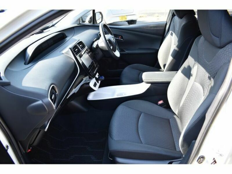 PRIUS-10