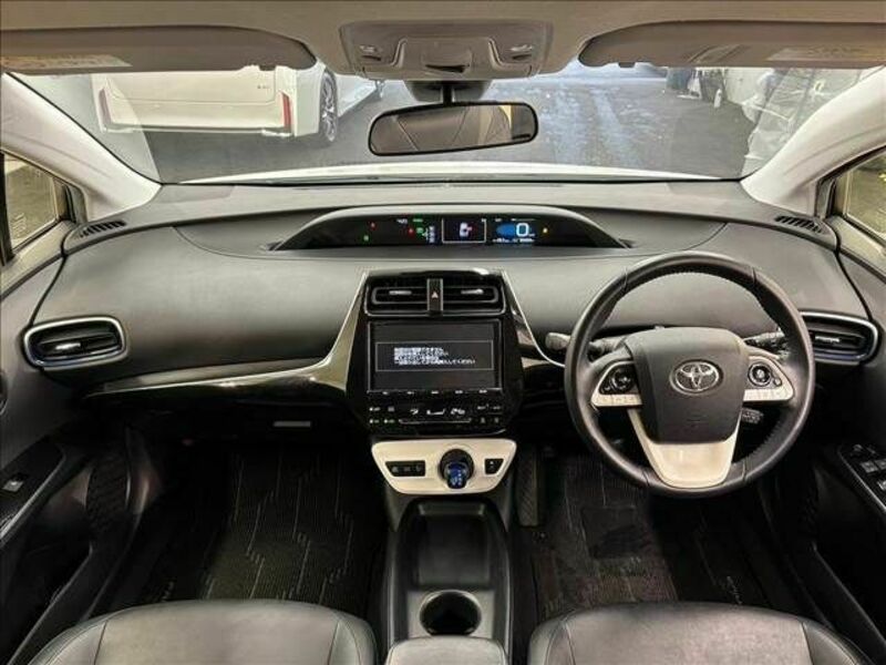 PRIUS-1
