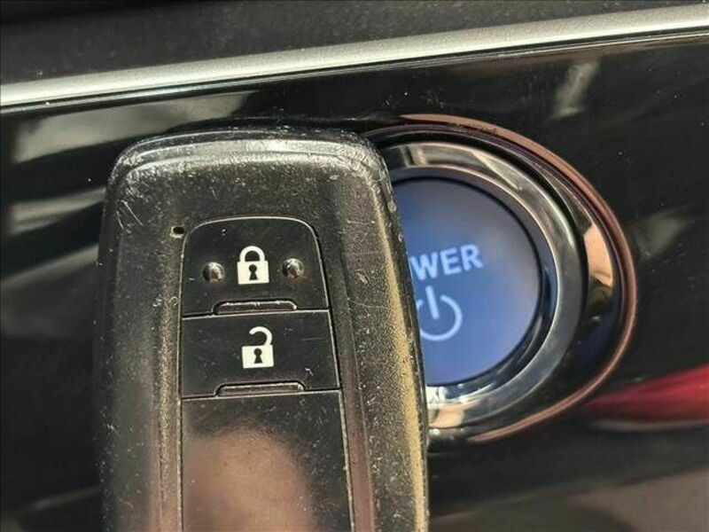 PRIUS-7