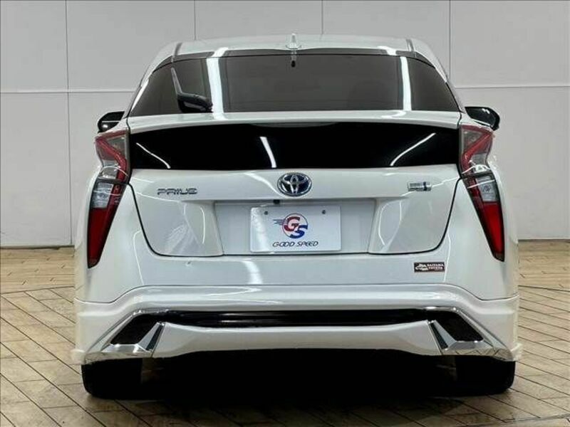 PRIUS-14
