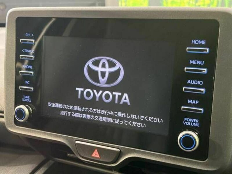 YARIS CROSS-2