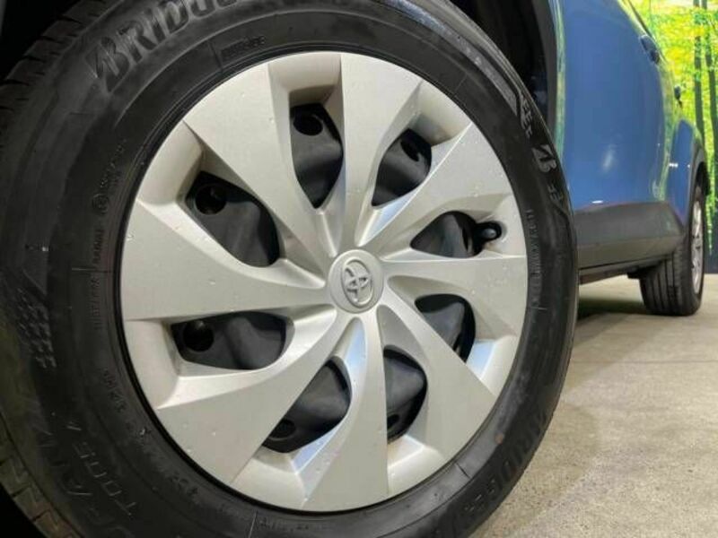 YARIS CROSS-12