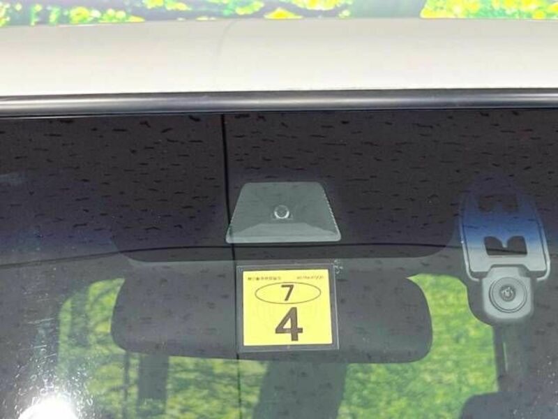 N BOX CUSTOM-2