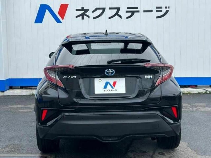 C-HR-15