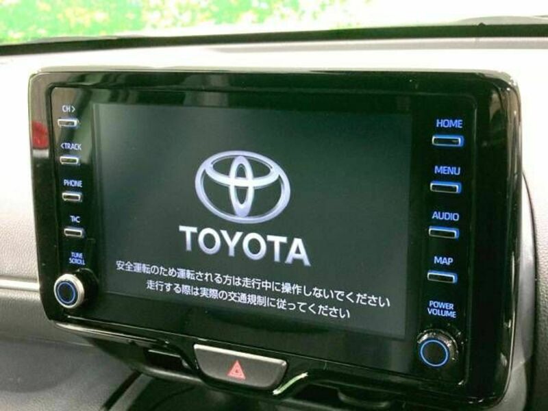 YARIS CROSS-2