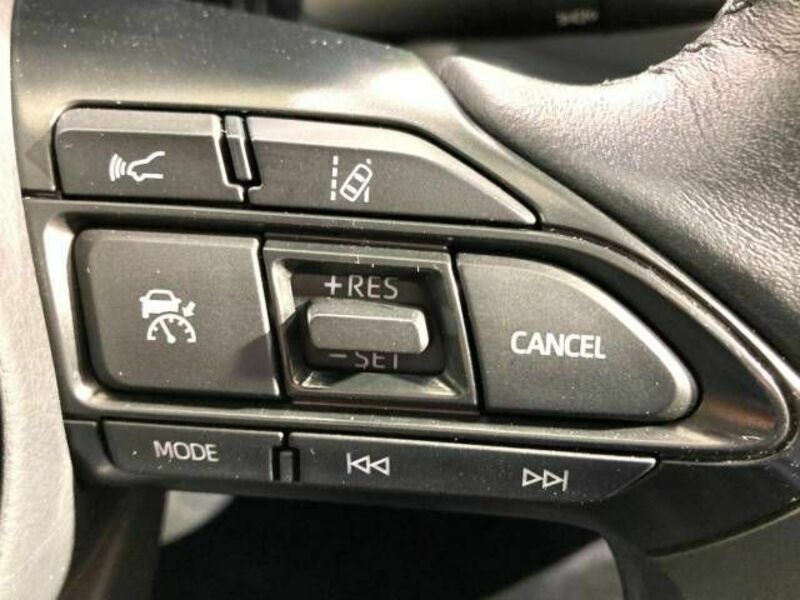 YARIS CROSS-5