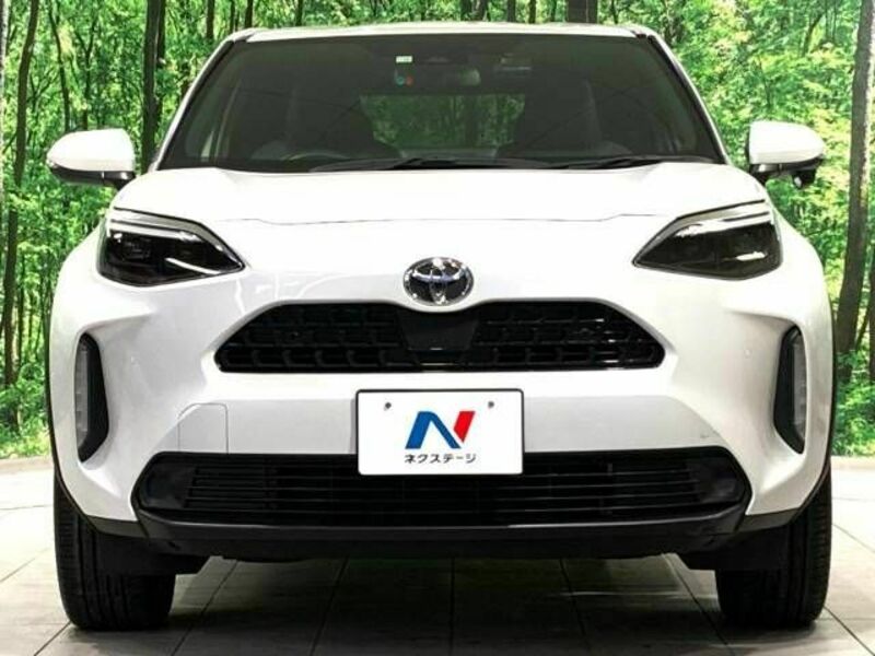 YARIS CROSS-14