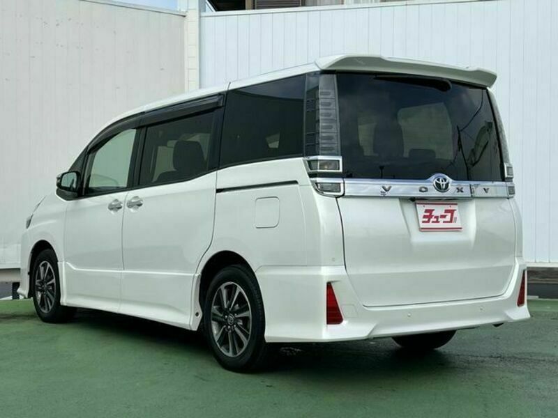 VOXY-8