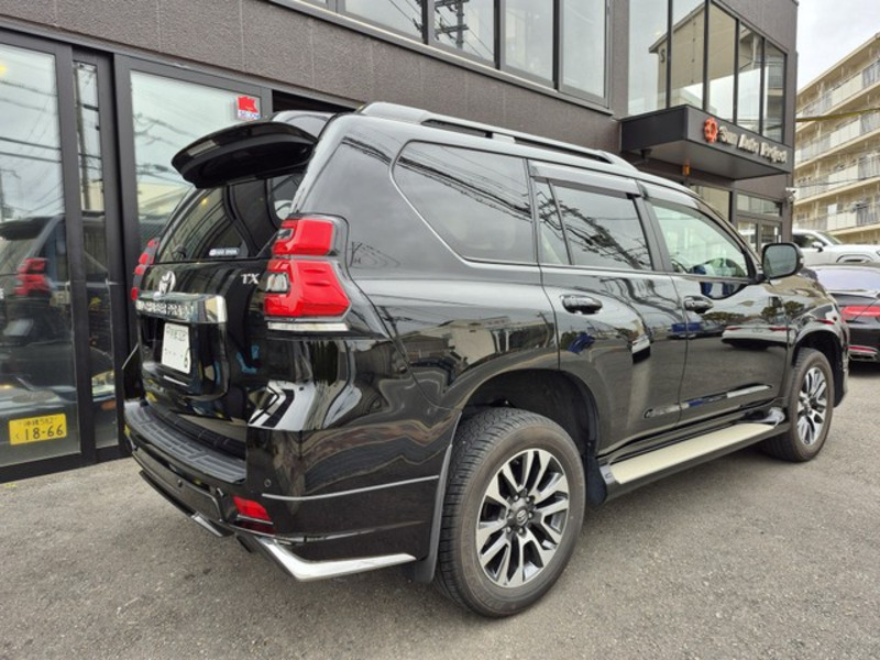 LAND CRUISER PRADO-6
