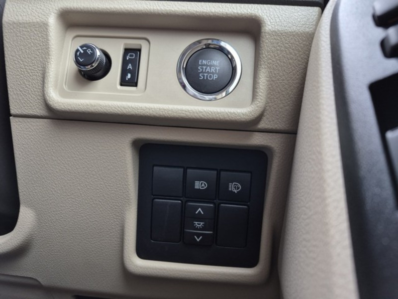 LAND CRUISER PRADO-13