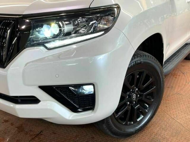 LAND CRUISER PRADO-15