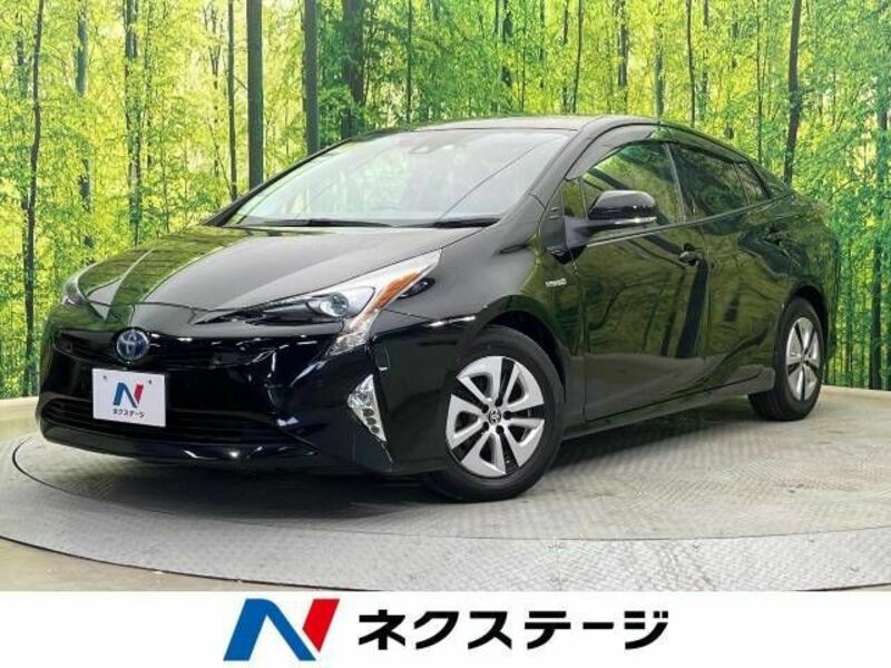 TOYOTA　PRIUS