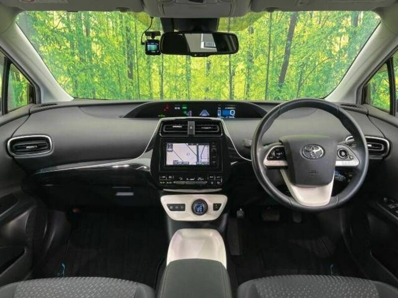 PRIUS-1