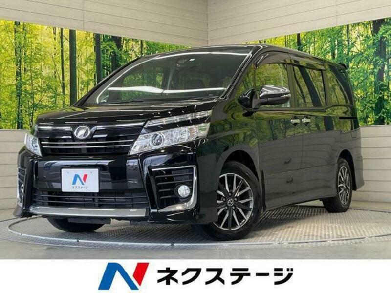 TOYOTA　VOXY
