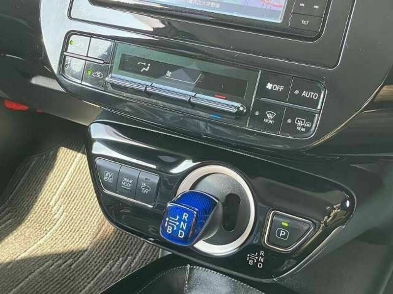 PRIUS-7