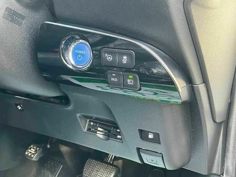 PRIUS-8