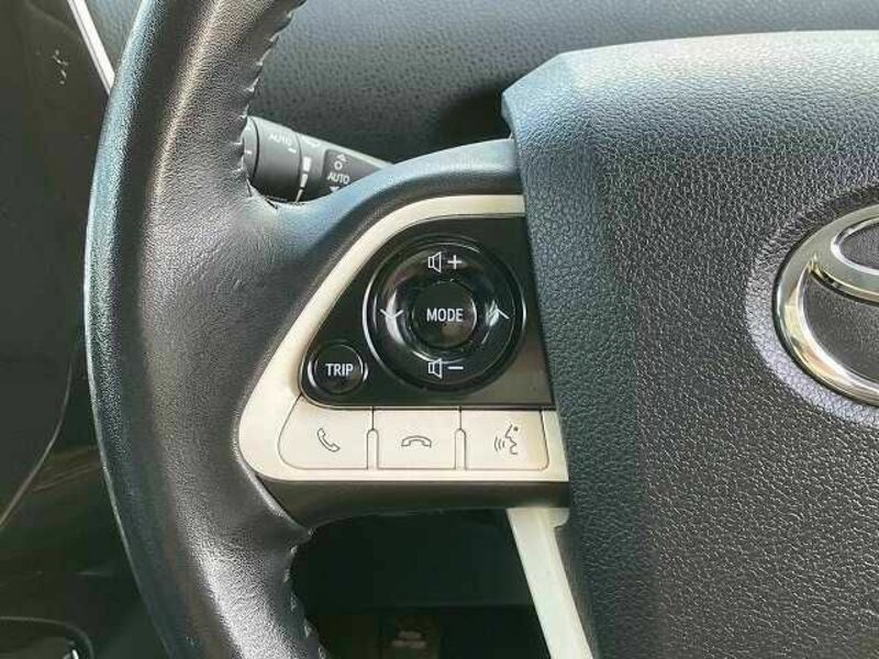 PRIUS-9