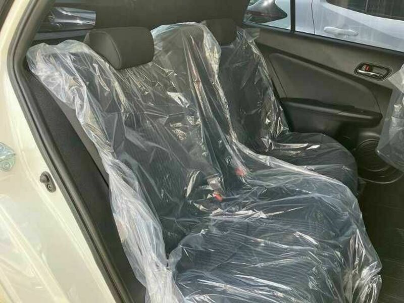 PRIUS-13
