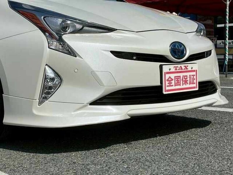 PRIUS-17