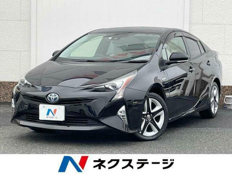TOYOTA　PRIUS