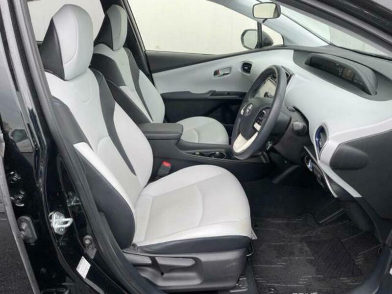 PRIUS-9