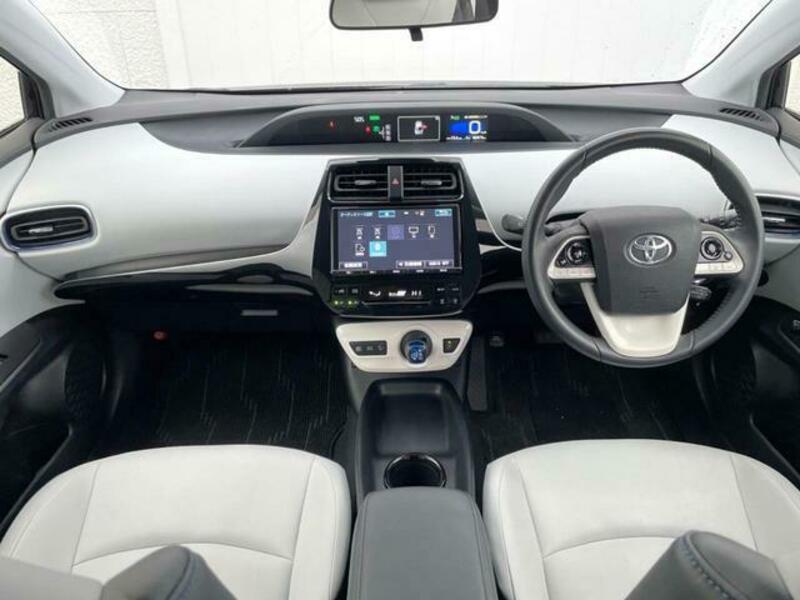 PRIUS-1