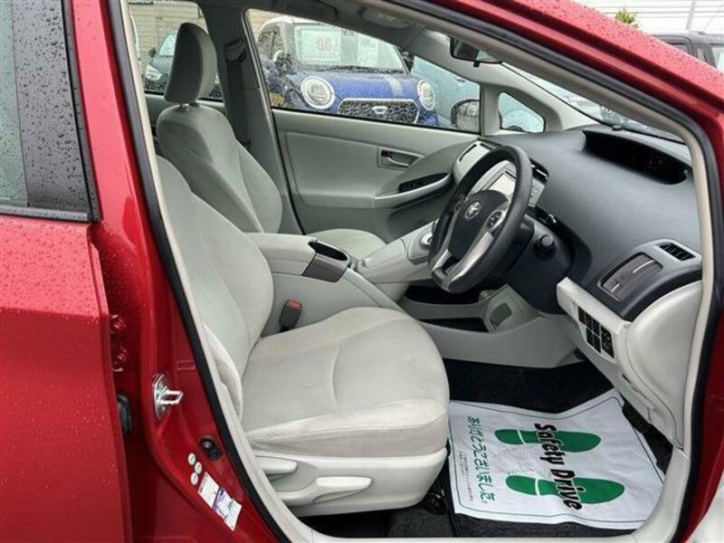 PRIUS-15