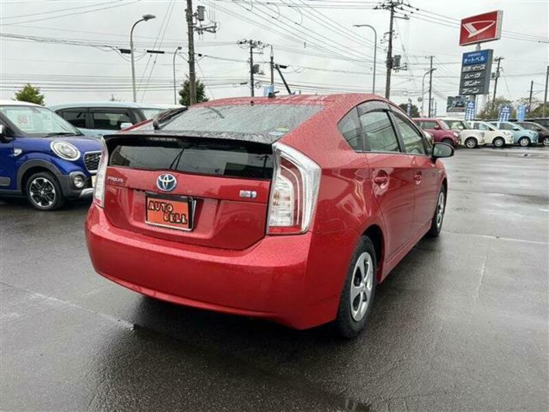 PRIUS-7