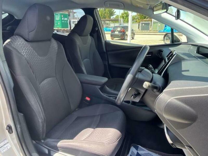 PRIUS-9