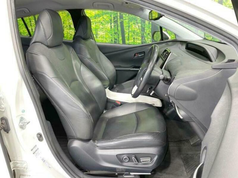 PRIUS-8