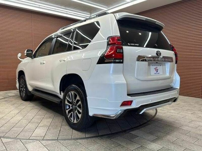LAND CRUISER PRADO-14