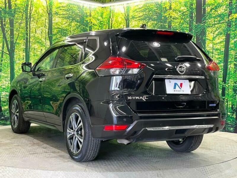 X-TRAIL-17