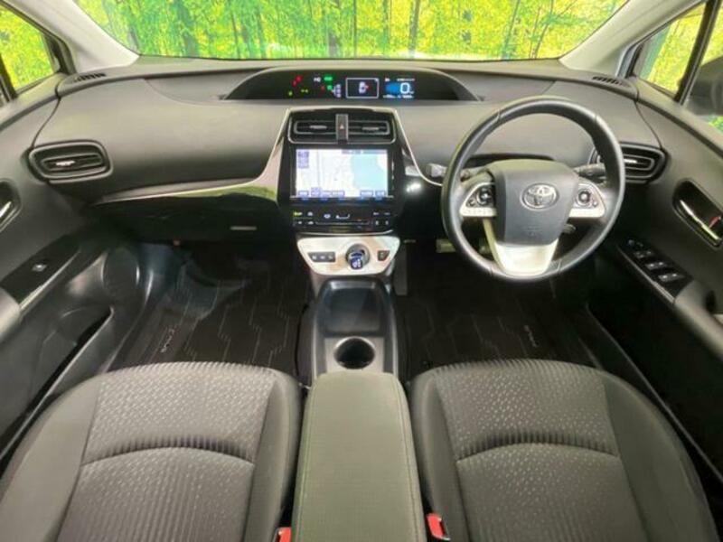 PRIUS-1