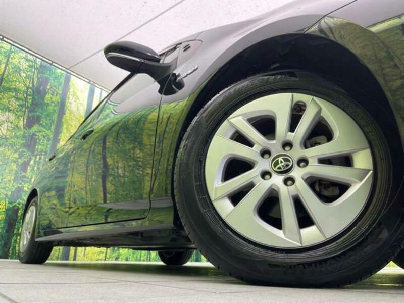 PRIUS-12