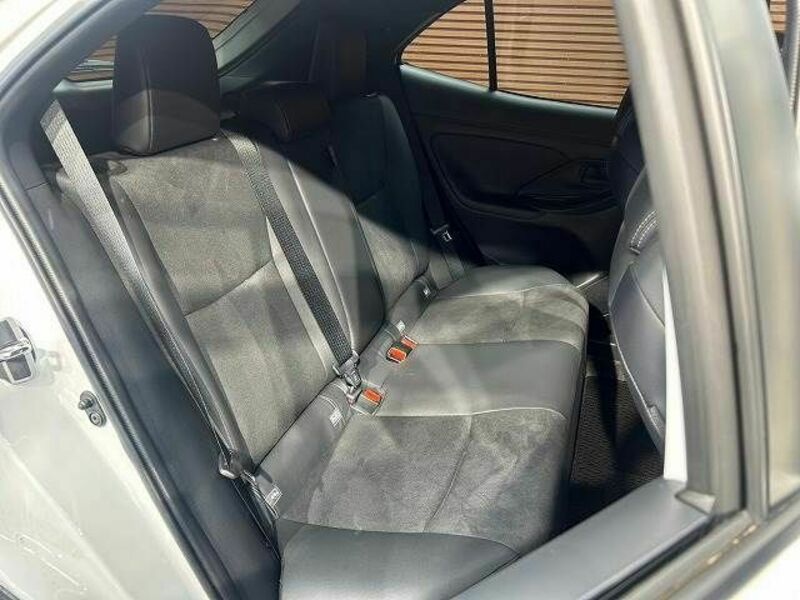 YARIS CROSS-5