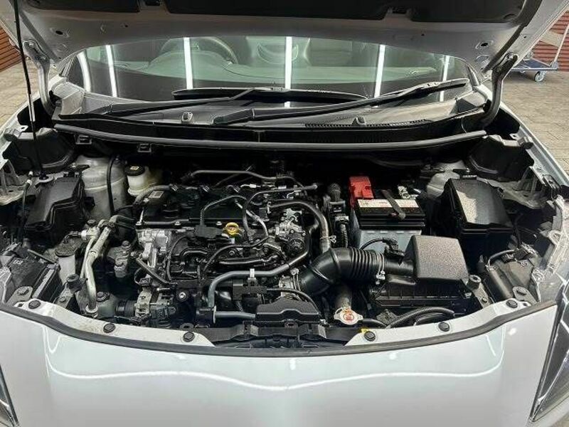 YARIS CROSS-17